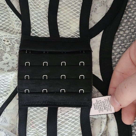 Victorias Secret unlined demi bra - Picture 5 of 5